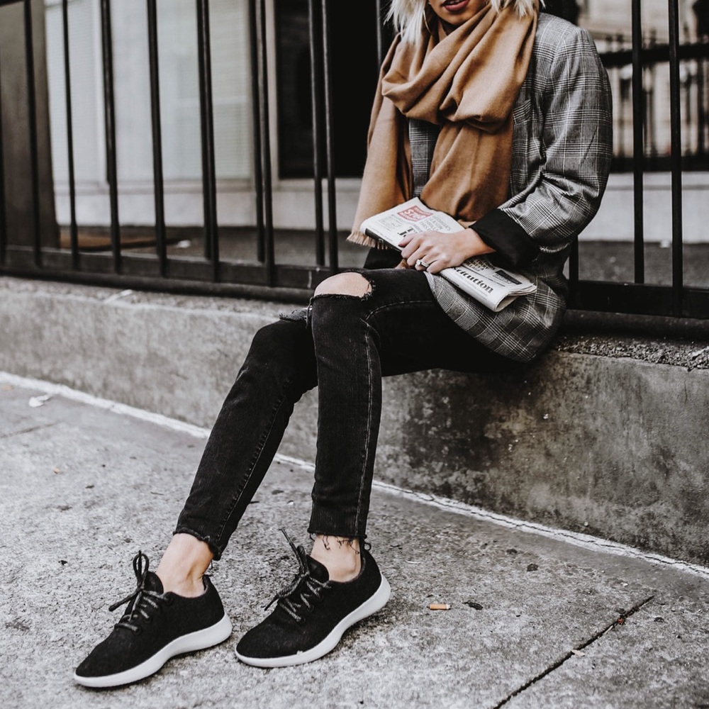 Allbirds womens kotare jo black gray wool runners - Picture 7 of 8